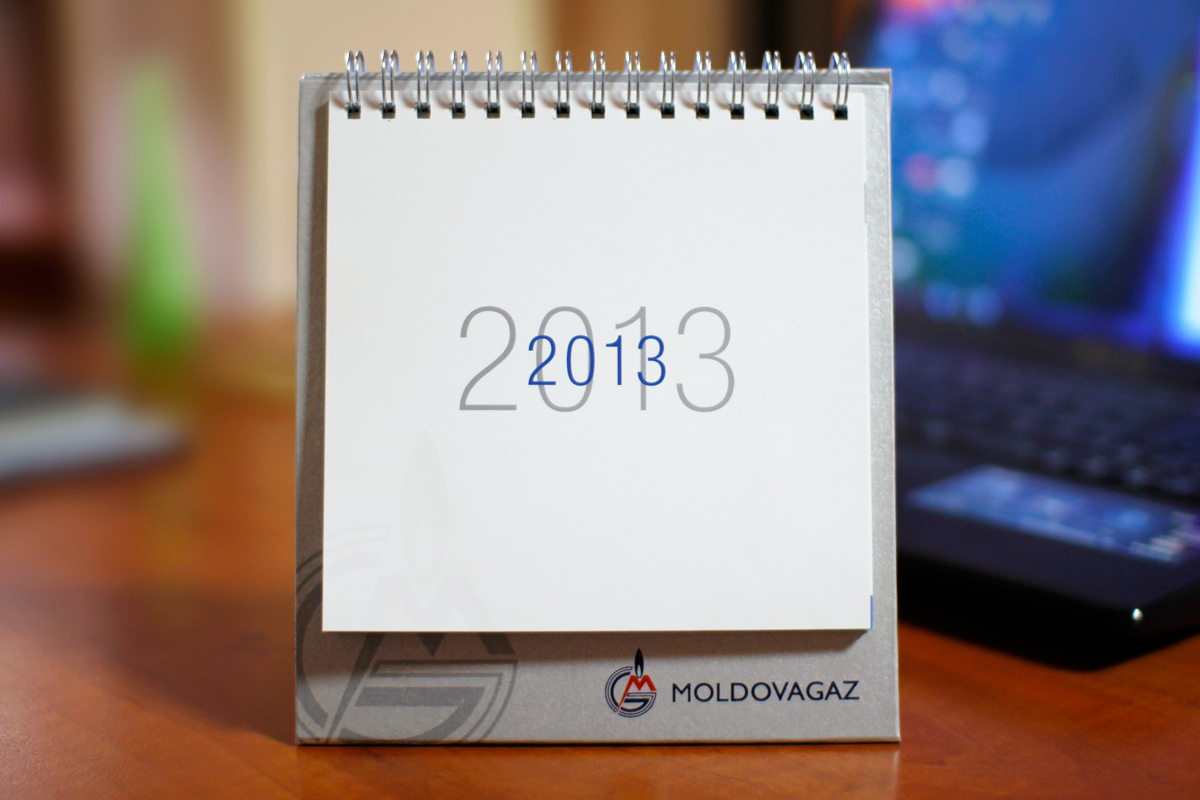 https://imprint.md/img/lucrari/Moldova_Gaz/calendar_de_masa_2013/calendar_masa_mdgaz_1.jpg